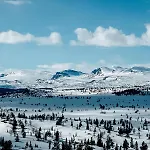 Modern Mountain Near Syningtoppen Feriehus